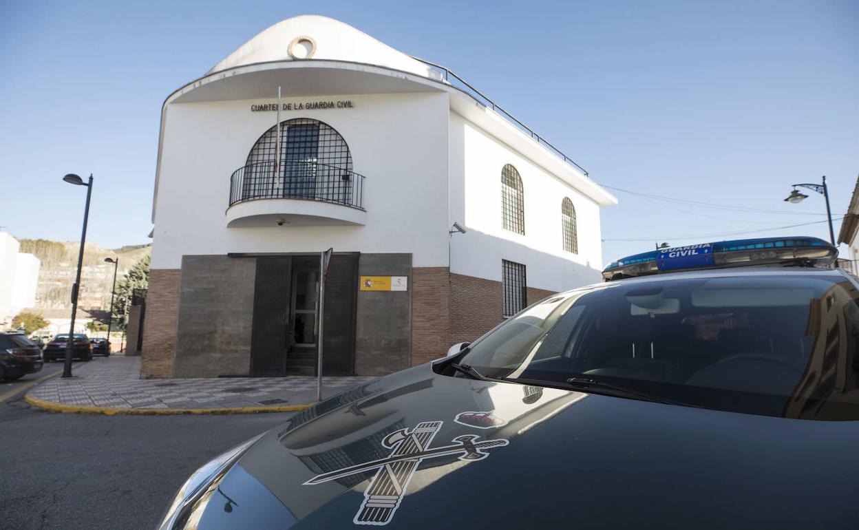 Cuartel de la Guardia Civil de Pinos Puente.