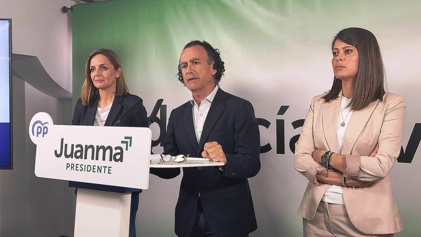Política en Almería |Candidatos del PP de Almería temen que Espadas revierta la bajada de impuestos de Moreno Bonilla