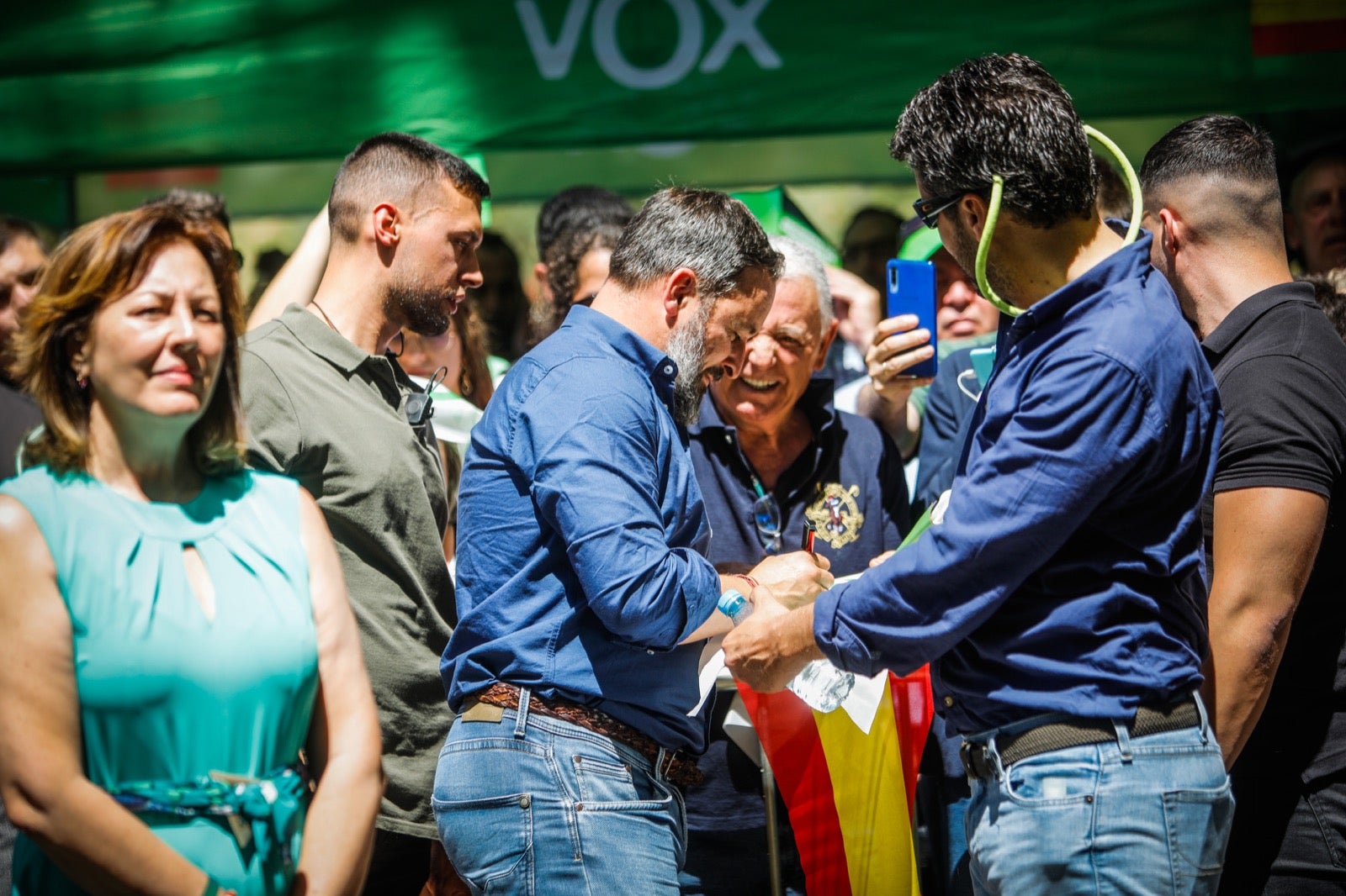 La candidata celebra la decisión del Contencioso-Administrativo de no admitir a trámite la demanda de Andaluces Levantaos sobre su empadronamiento, una polémica que califica de «bulo»