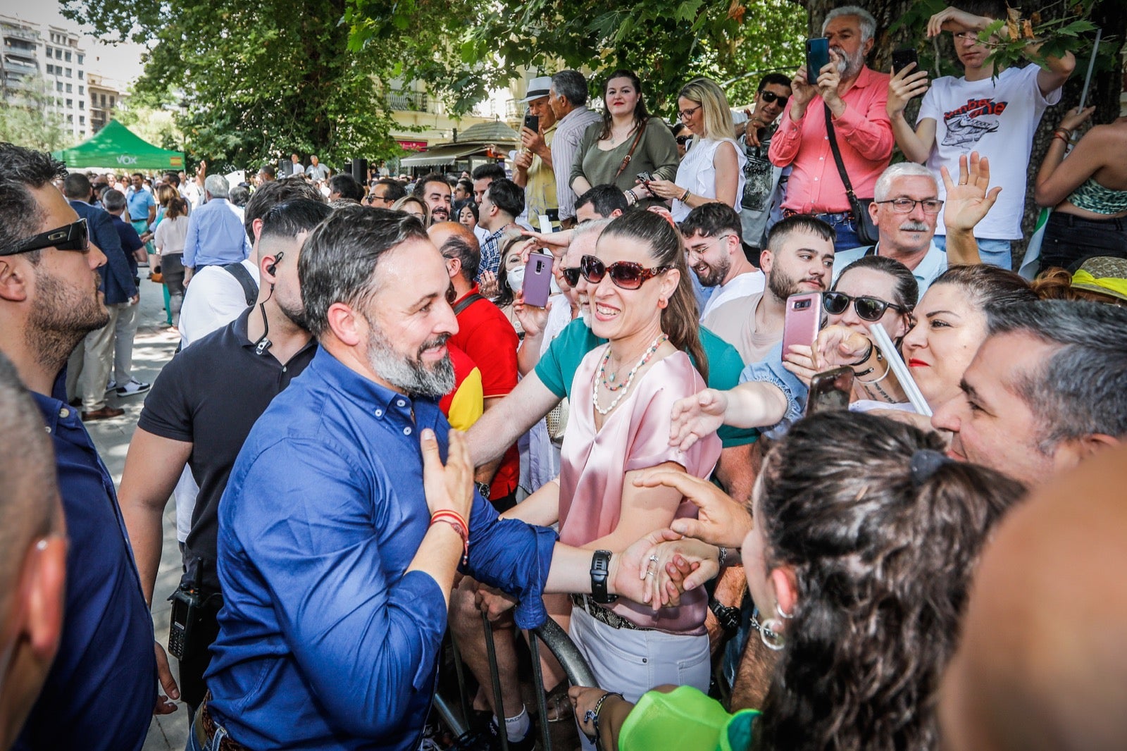 La candidata celebra la decisión del Contencioso-Administrativo de no admitir a trámite la demanda de Andaluces Levantaos sobre su empadronamiento, una polémica que califica de «bulo»