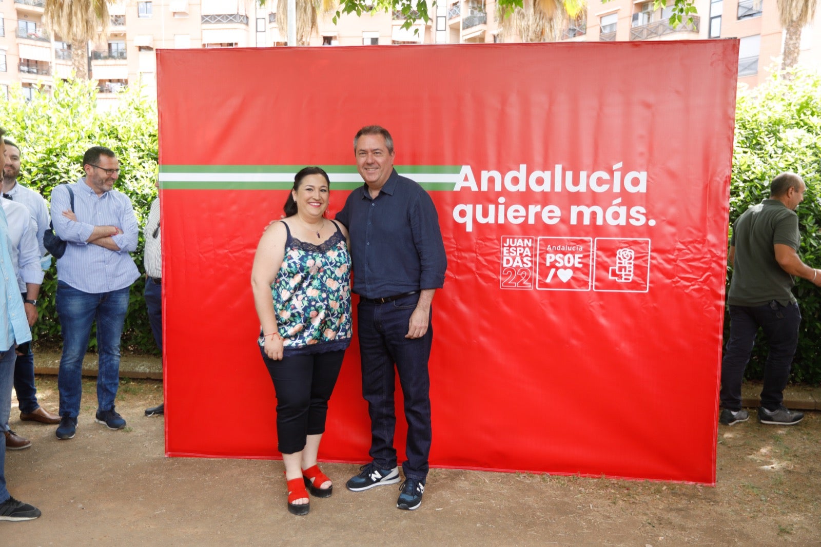 Más de 80 imágenes de los ediles socialistas de la provincia con el candidato del partido a la presidencia de la Junta