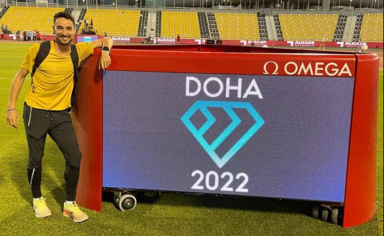 Ignacio Fontes, en el escenario de la prueba de Diamond League en Doha. 