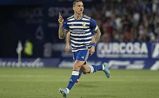 Ofrecen a Ríos Reina mientras se decide por Escudero