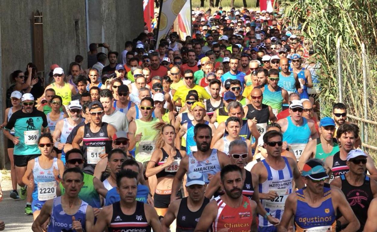 Salida de la carrera en Dúrcal. 