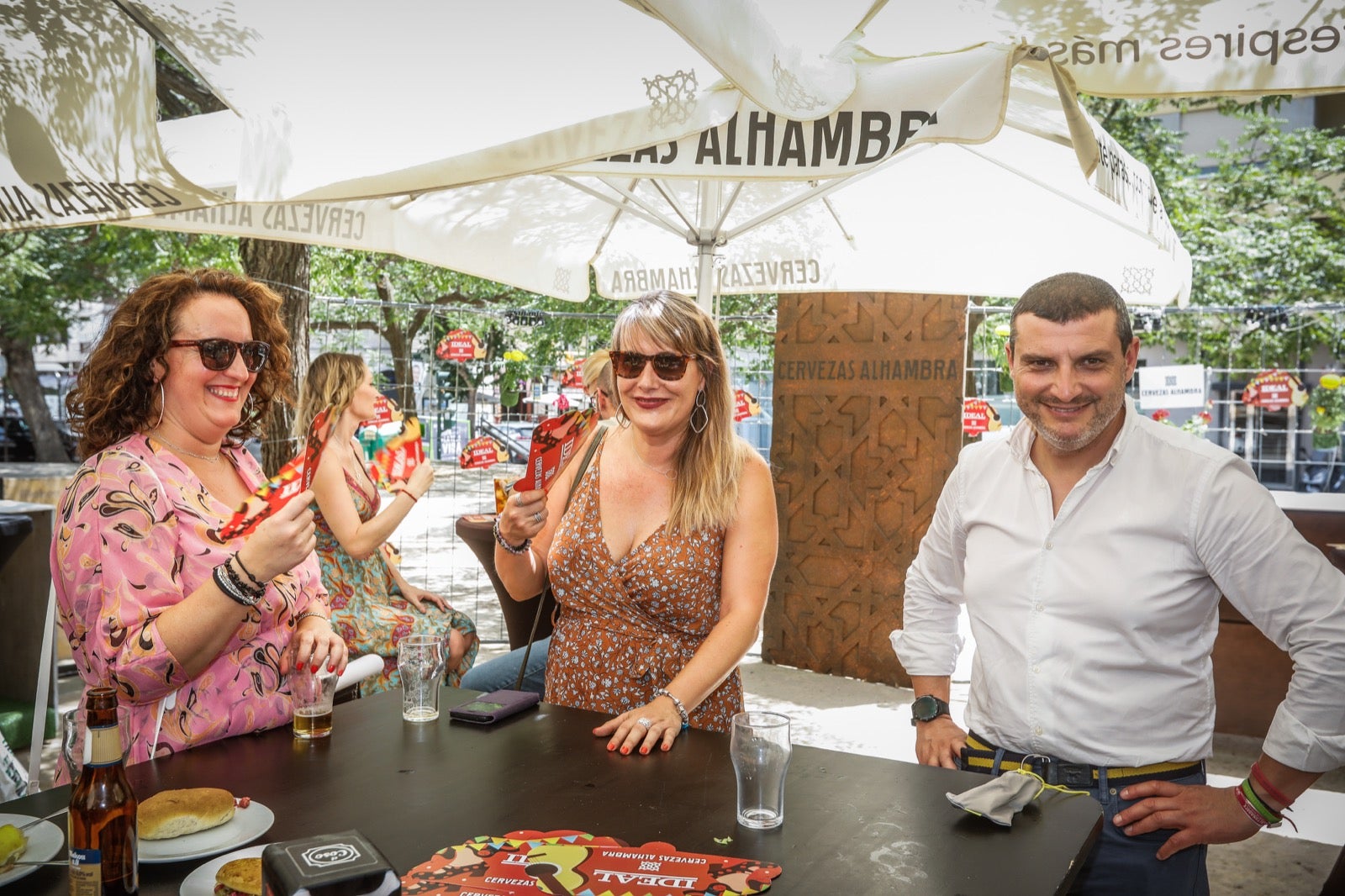 ¿Has estado en el restaurante de la Plaza de Toros celebrando la Feria de Día? Aquí puedes verte