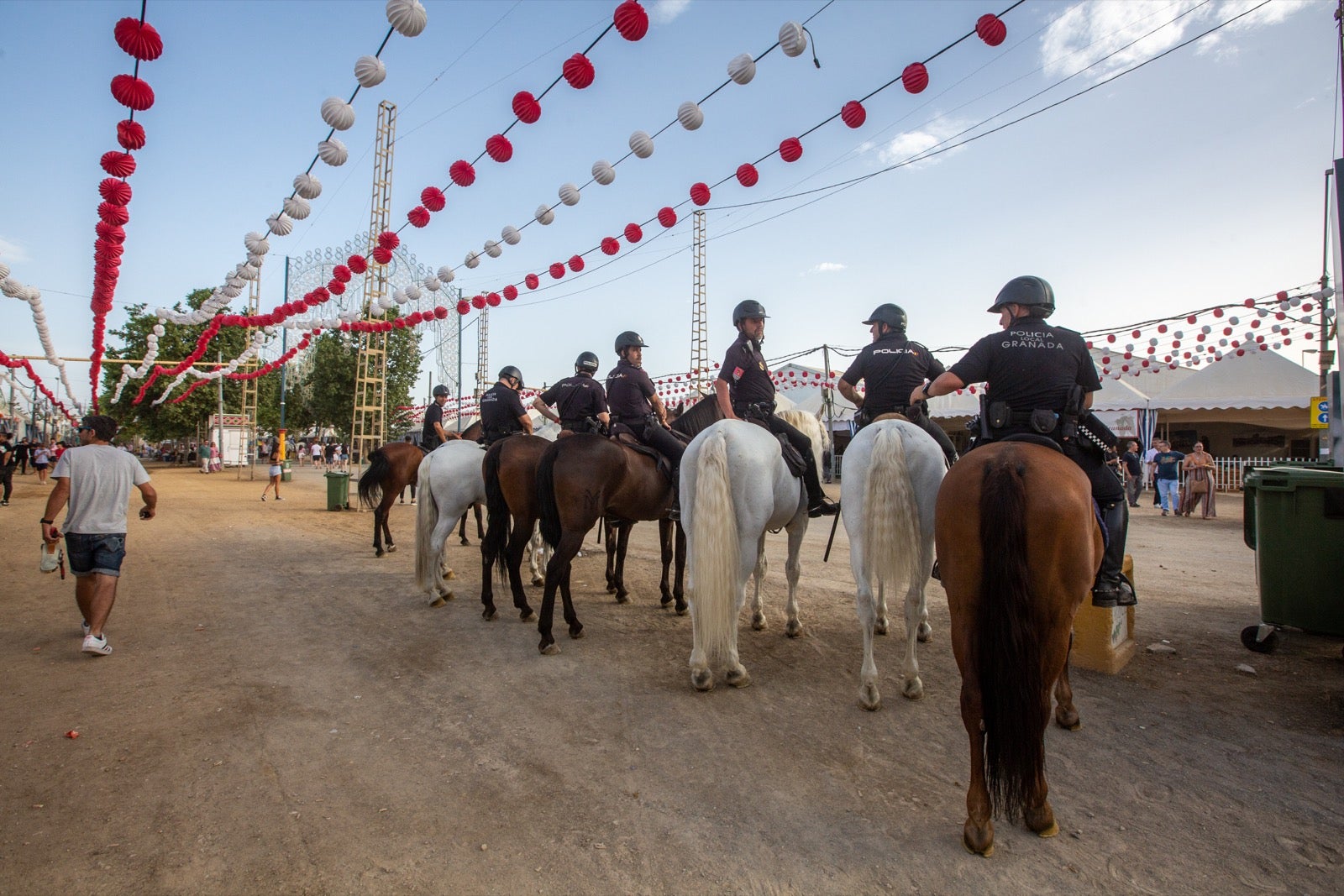 Brindis a caballo por la Fería de Graná.