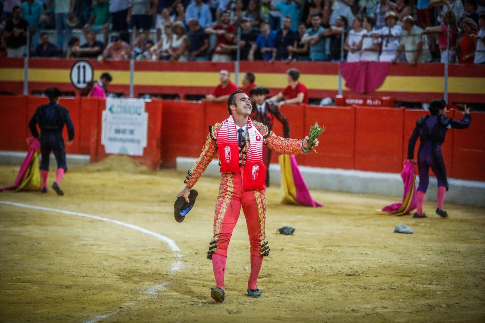 La afición taurina disfrutó de una tarde triunfal.