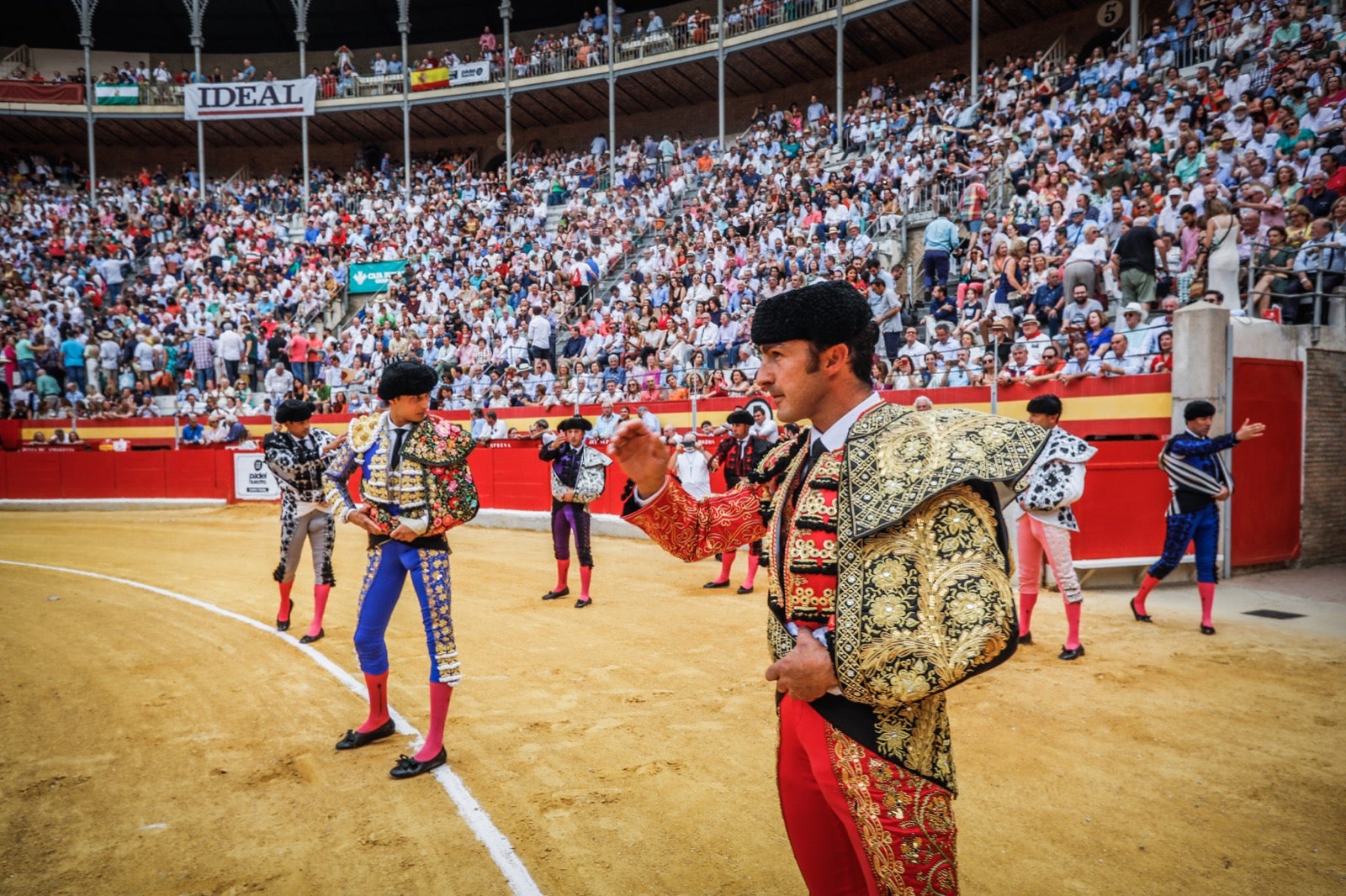 La afición taurina disfrutó de una tarde triunfal.