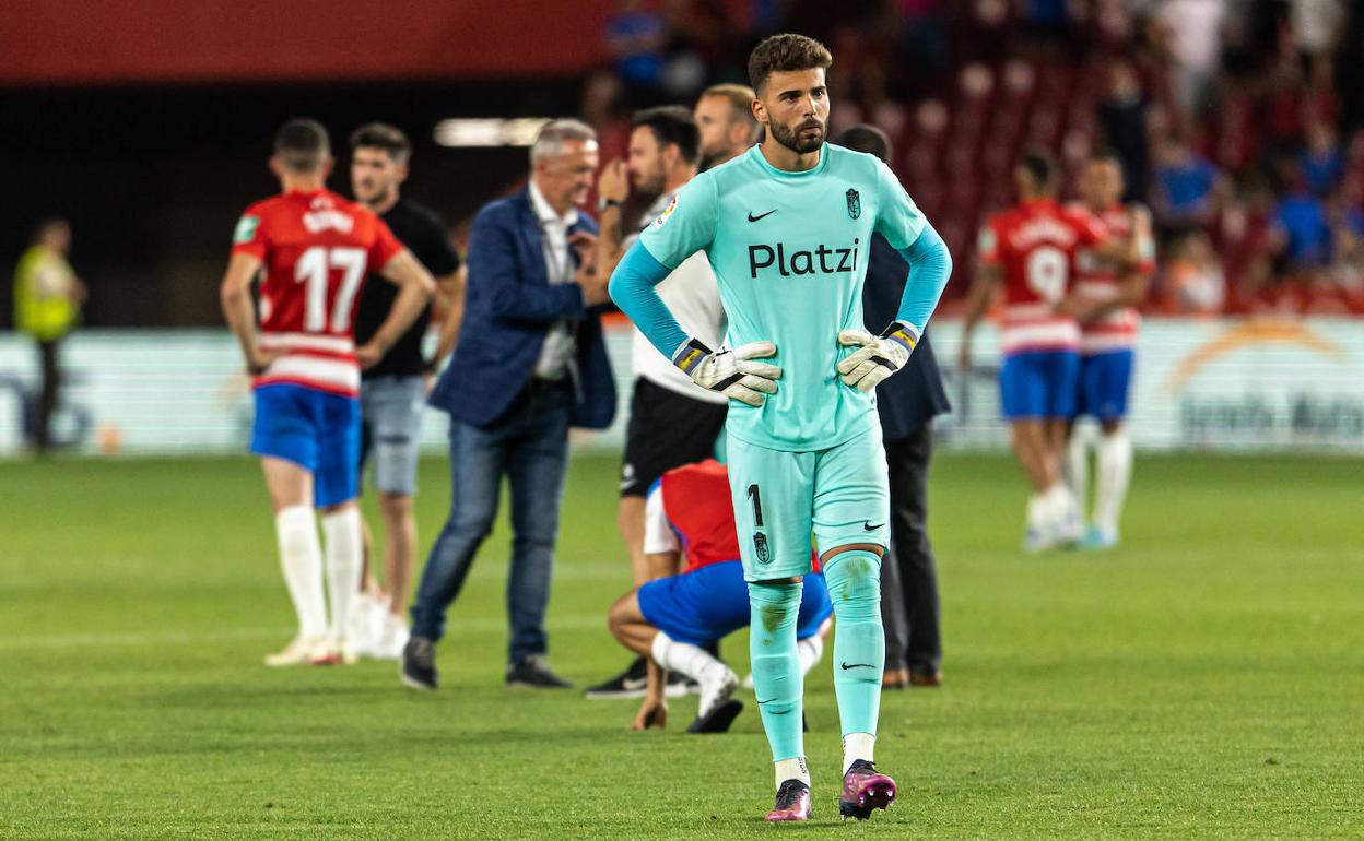 Luís Maximiano, compungido tras el descenso de categoría. 