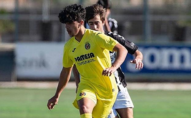 Víctor Moreno, cambió el fútbol sala, por el fútbol. 