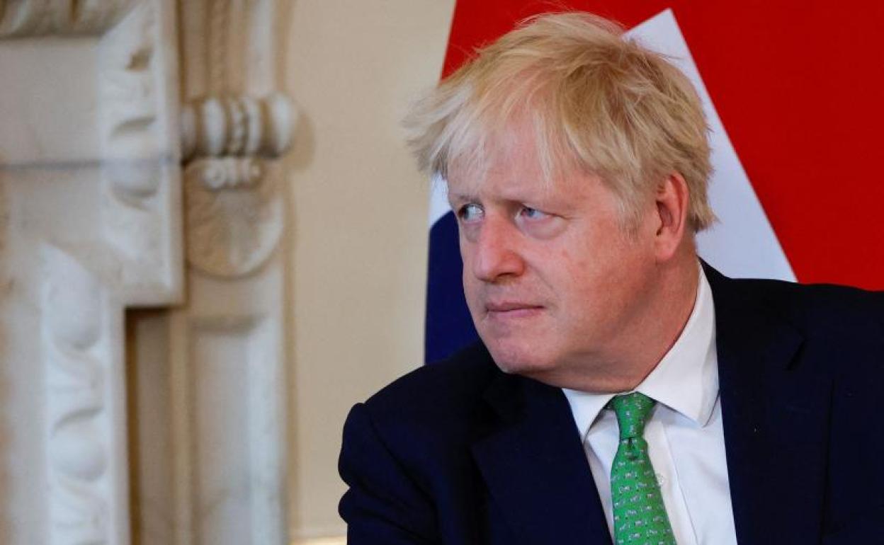 El primer ministro británico, Boris Johnson, este viernes, en Downing Street. 