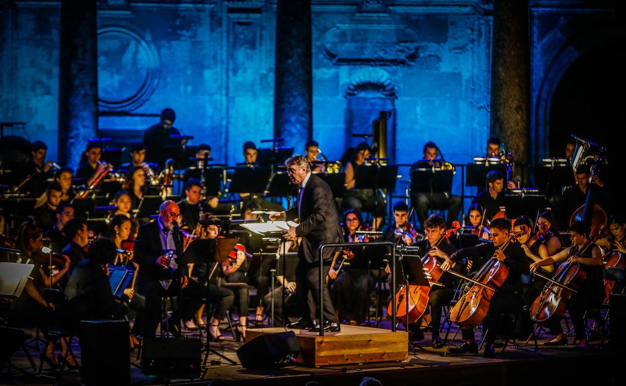 Festivales 2022 SInfónica de Galicia en el Palacio de Carlos.