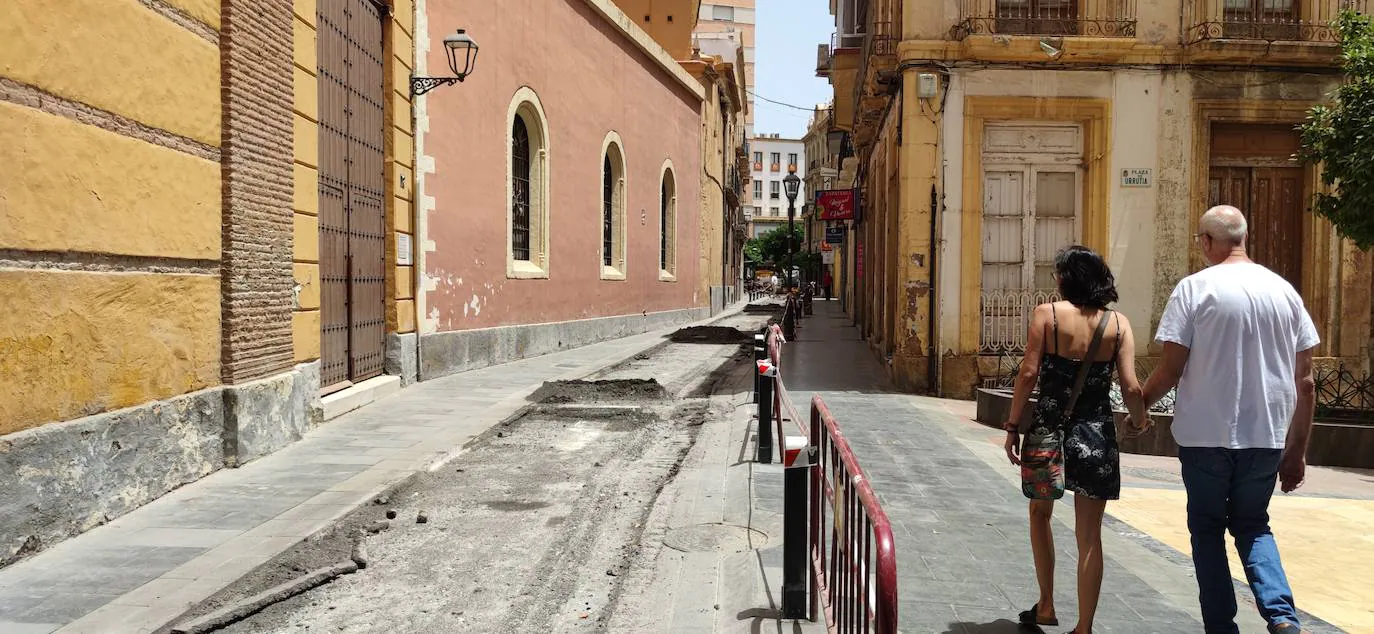 Obras en Almería | Las obras de Ricardos colapsan el tráfico en el centro en hora punta