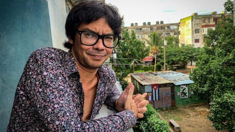 El cubano Yunior García Aguilera. 