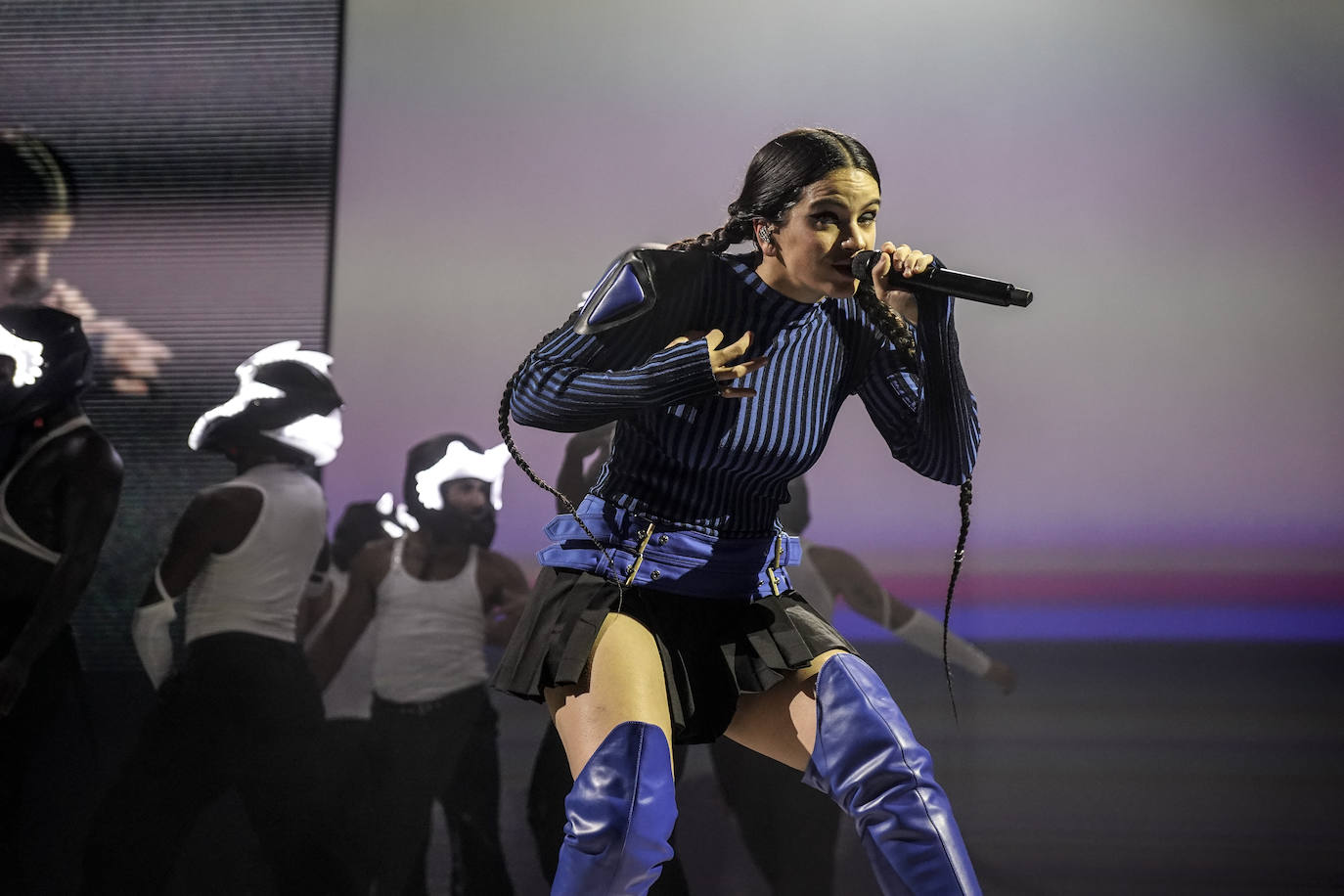 El espectáculo de 'Motomami' llega a Almería por todo lo alto