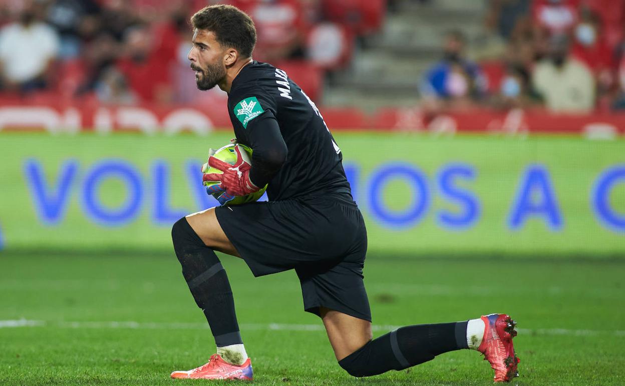 Luís Maximiano, en su debut como rojiblanco ante el Betis. 