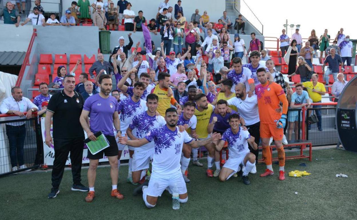 El Real Jaén buscará el ascenso en el año de su centenario. 