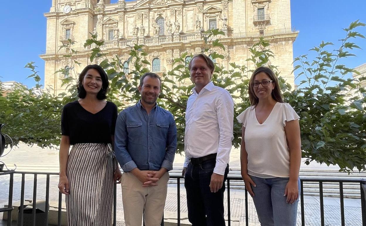 Etienne Strijp, presidente de Heineken España, se ha reunido con el alcalde de Jaén este jueves. 