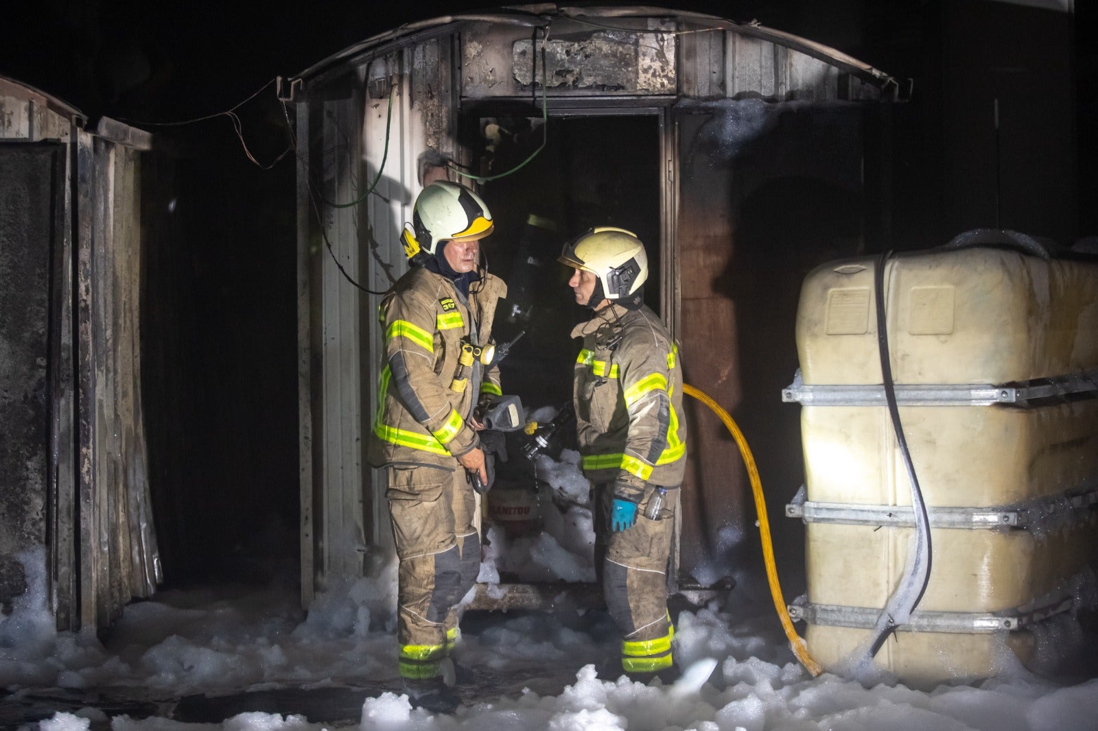 Los bomberos han sofocado las llamas en pocos minutos.