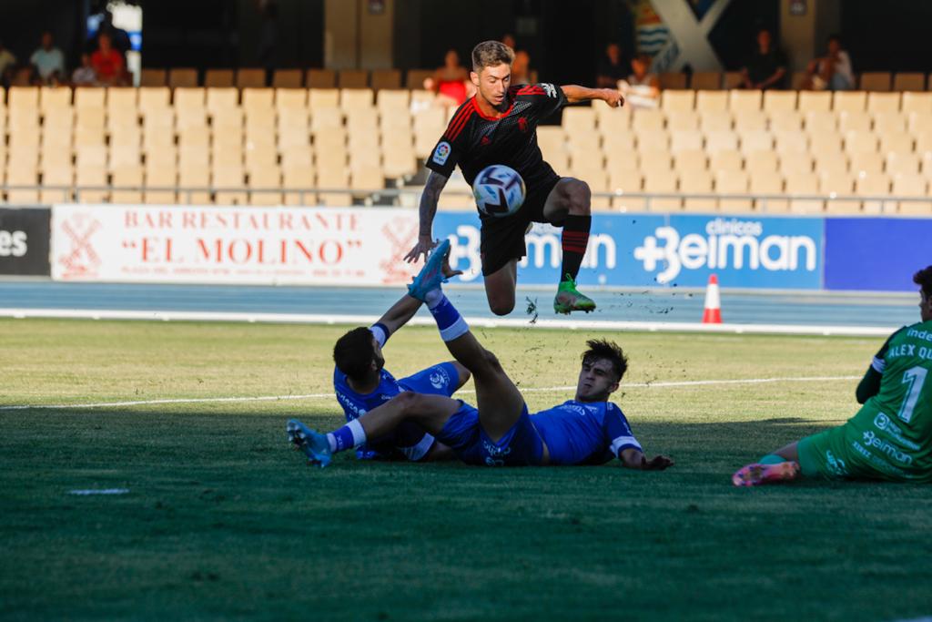 Fotos: Las imágenes del triangular entre el Granada, el Xerez y el Real Madrid Castilla