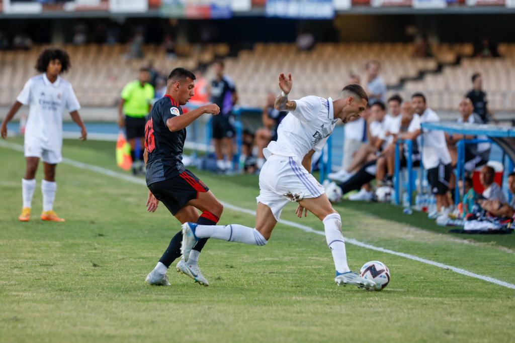 Fotos: Las imágenes del triangular entre el Granada, el Xerez y el Real Madrid Castilla