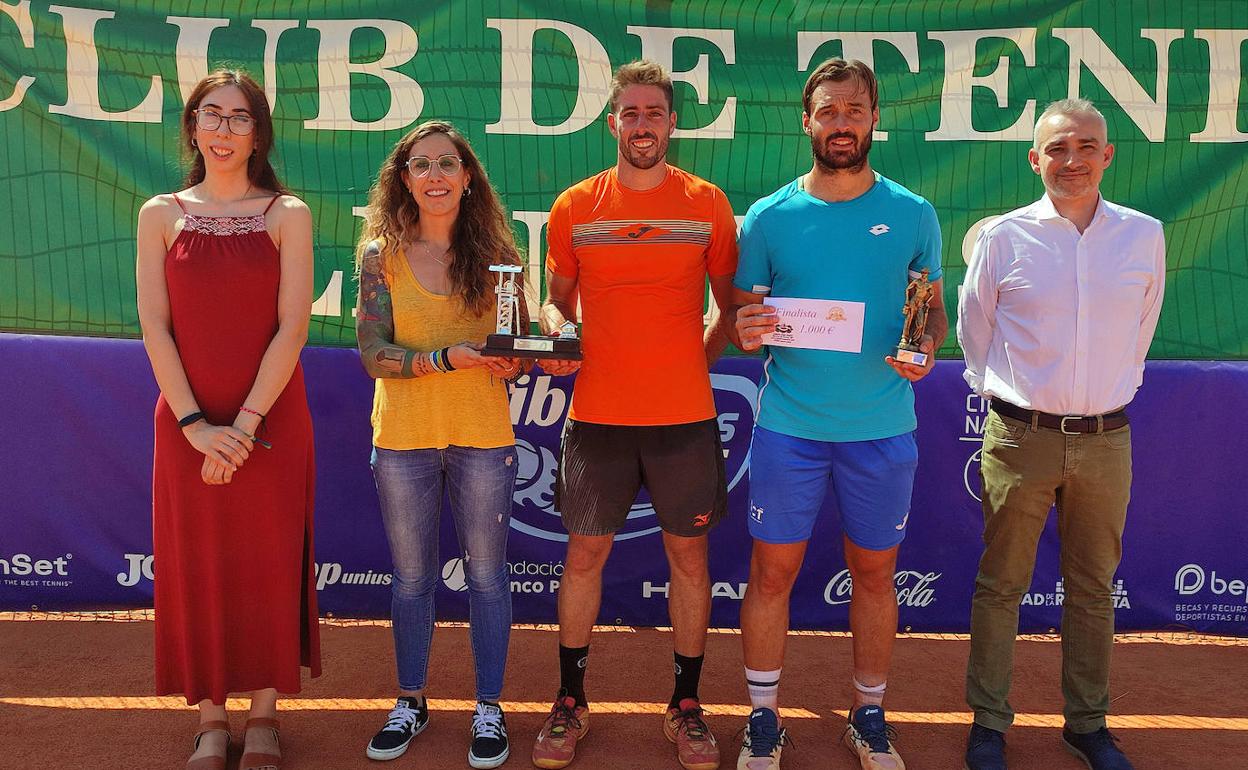 Enrique López y David Pérez en la entrega de premios. 