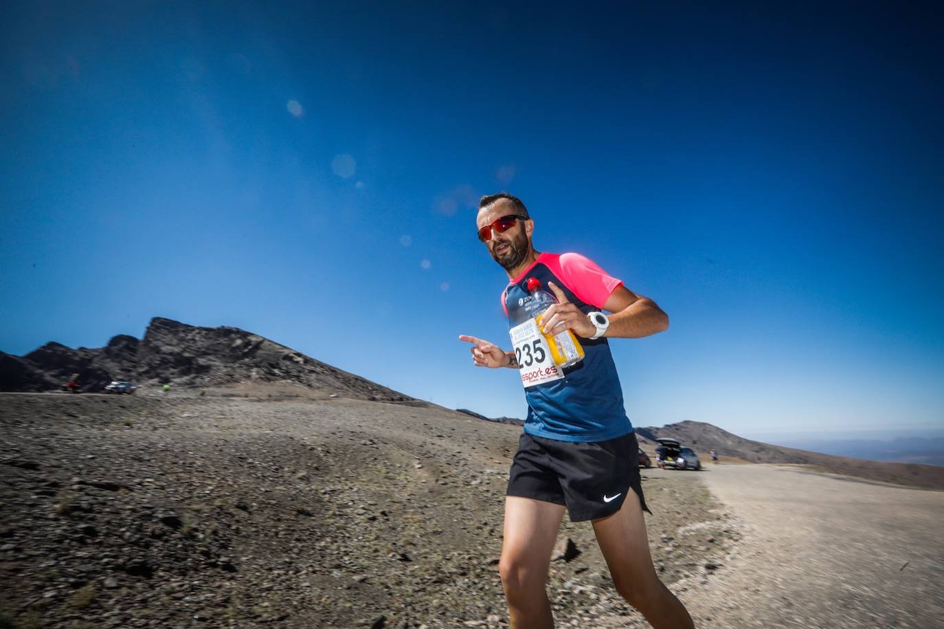 La 38 edición de la Subida Internacional Pico Veleta se ha celebrado este domingo.