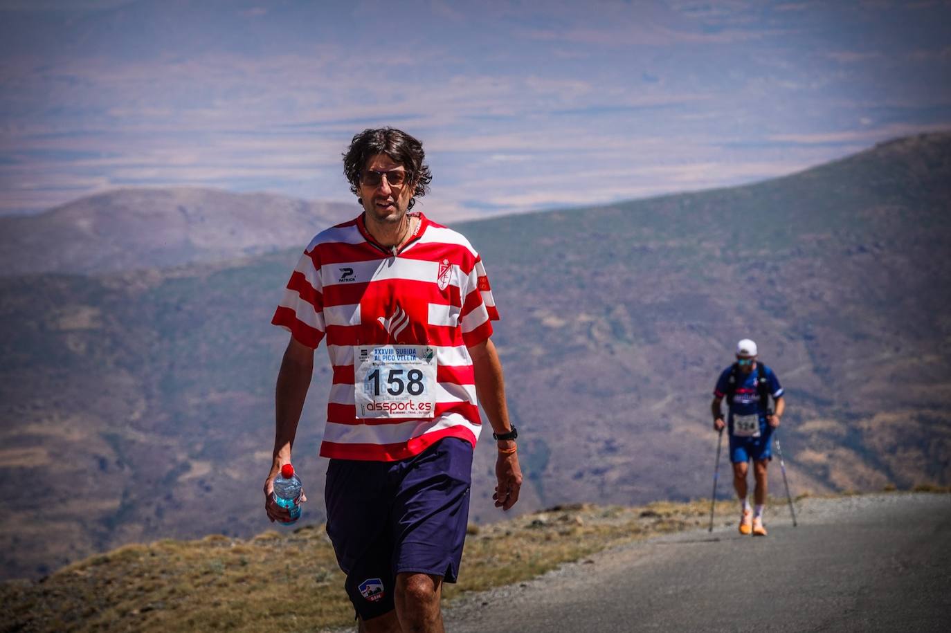 La 38 edición de la Subida Internacional Pico Veleta se ha celebrado este domingo.