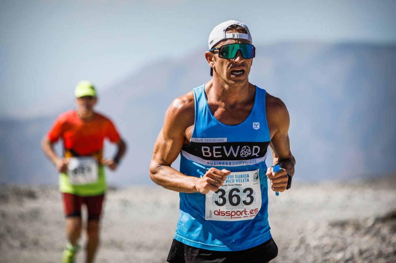 La 38 edición de la Subida Internacional Pico Veleta se ha celebrado este domingo.