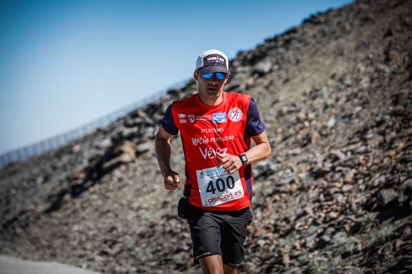 La 38 edición de la Subida Internacional Pico Veleta se ha celebrado este domingo.