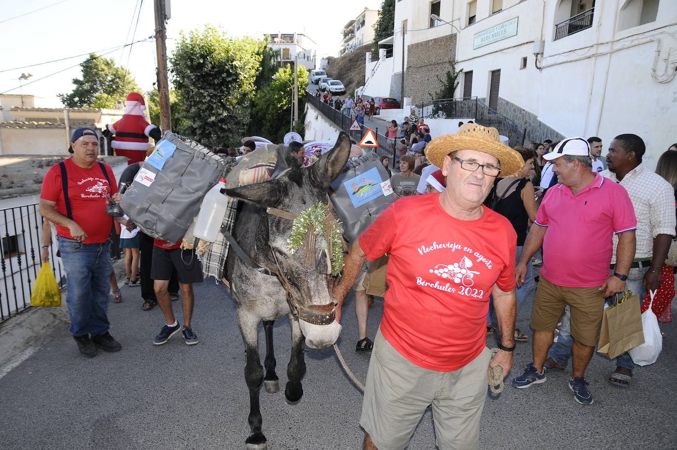 Unas 10.000 personas se congregaron para celebrar la Nochevieja en pleno mes de agosto.