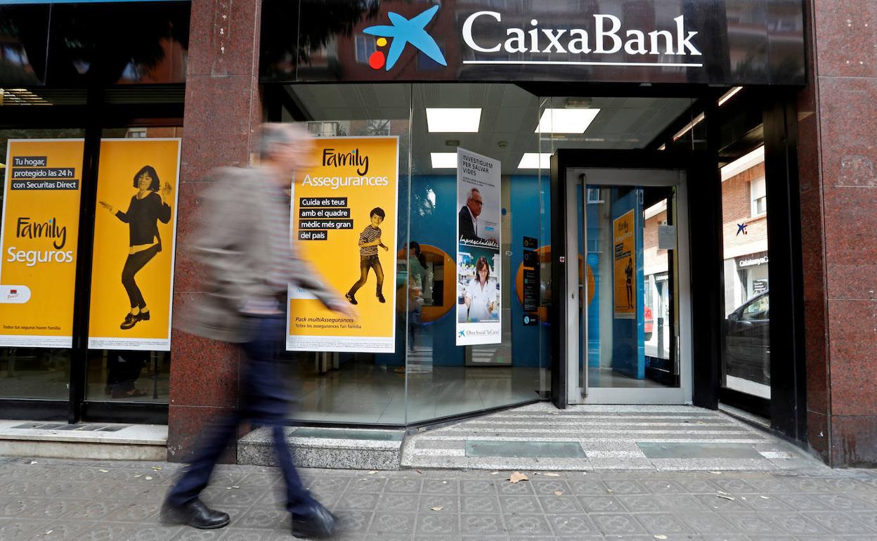 Caixabank Alerta A Sus Clientes Sobre Las Compras Por Internet Ideal 0709