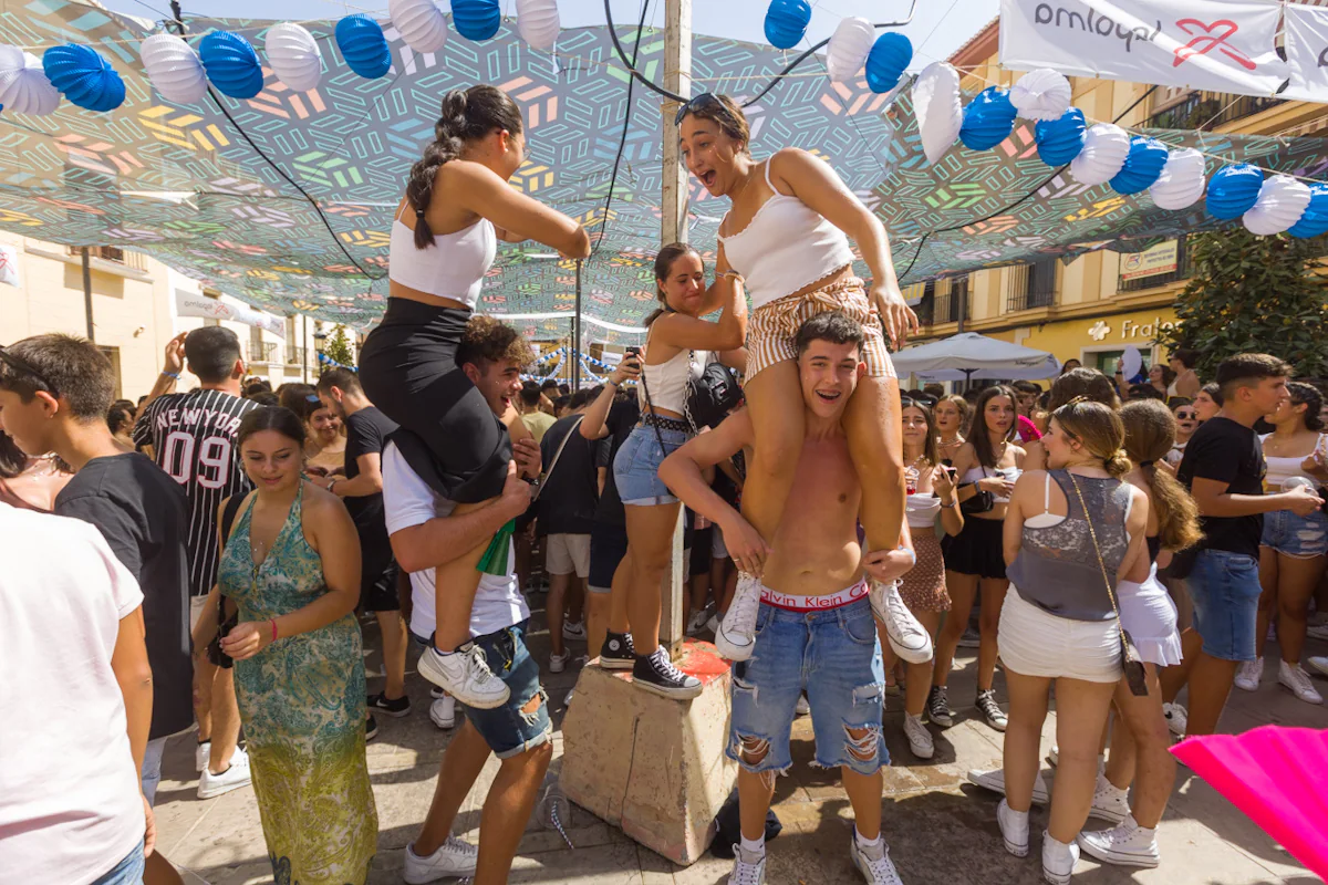 Los motrileños disfrutan de su feria en plena calle