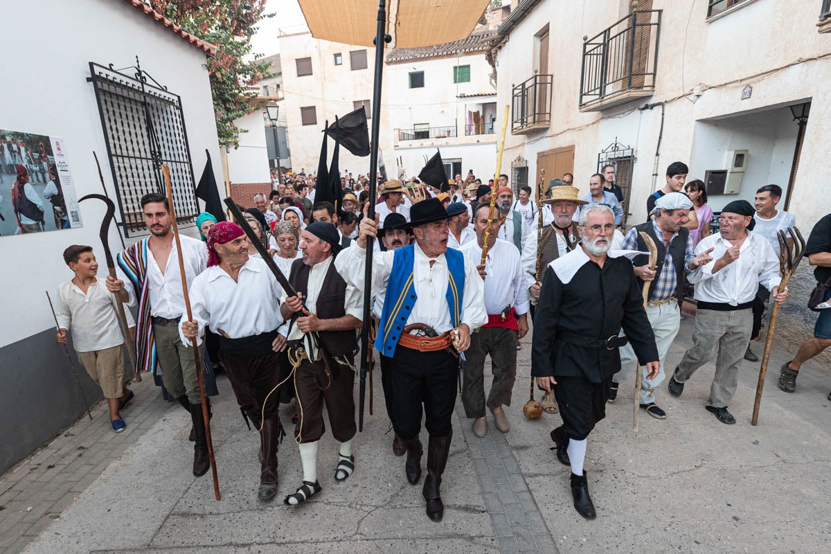 La Peza se vuelca en la recreación del 'alcalde carbonero' y la Guerra de la Independencia