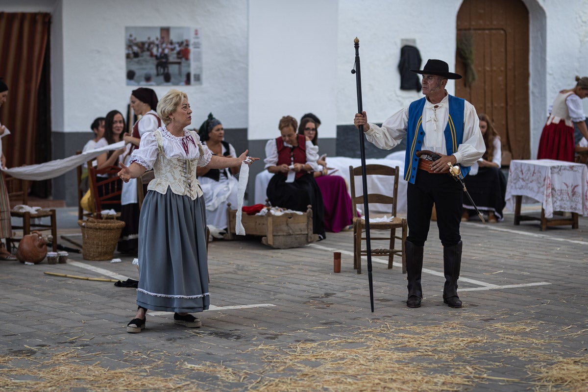 La Peza se vuelca en la recreación del 'alcalde carbonero' y la Guerra de la Independencia