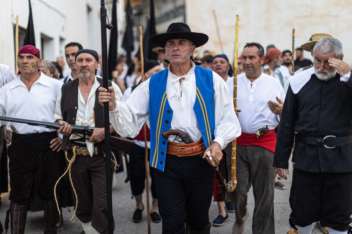 La Peza se vuelca en la recreación del 'alcalde carbonero' y la Guerra de la Independencia