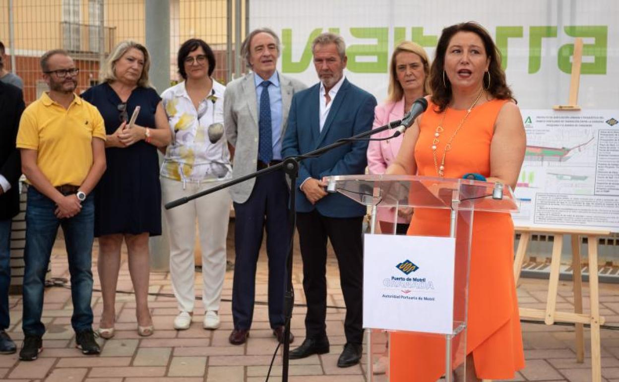 La consejera de Agricultura, Pesca, Agua y Desarrollo Rural, Carmen Crespo, este lunes en Motril. 