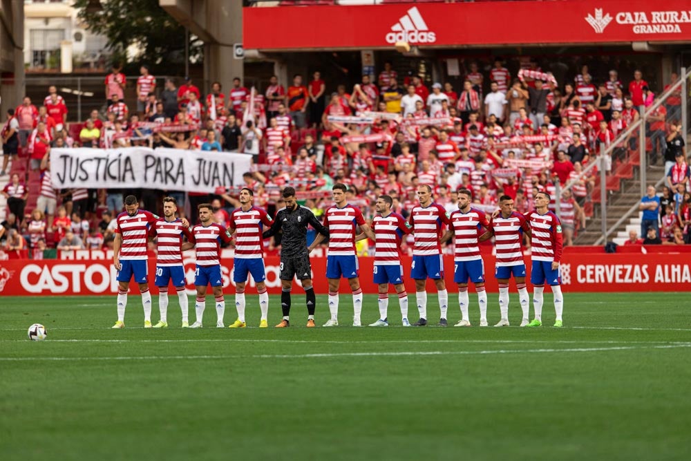 Repasa en fotos los mejores momentos del partido disputado este lunes en Los Cármenes