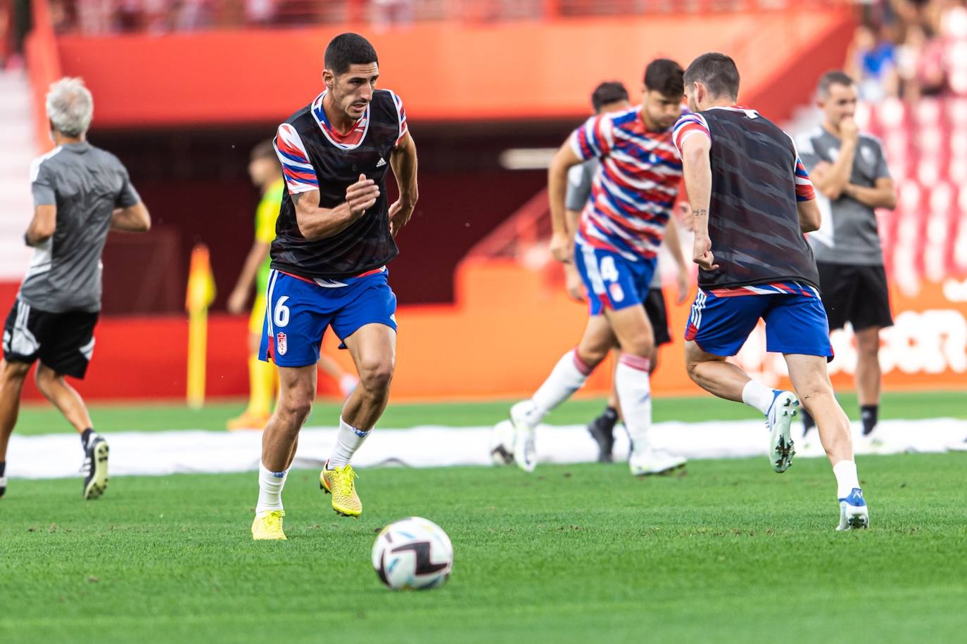 Repasa en fotos los mejores momentos del partido disputado este lunes en Los Cármenes