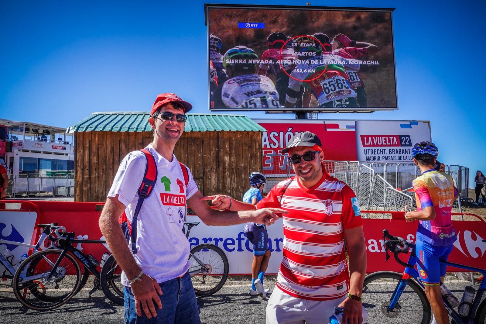 Gran ambiente para recibir a la competición ciclista nacional por excelencia