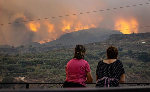 «Esa sierra es nuestro espejo y verla quemada es muy duro»