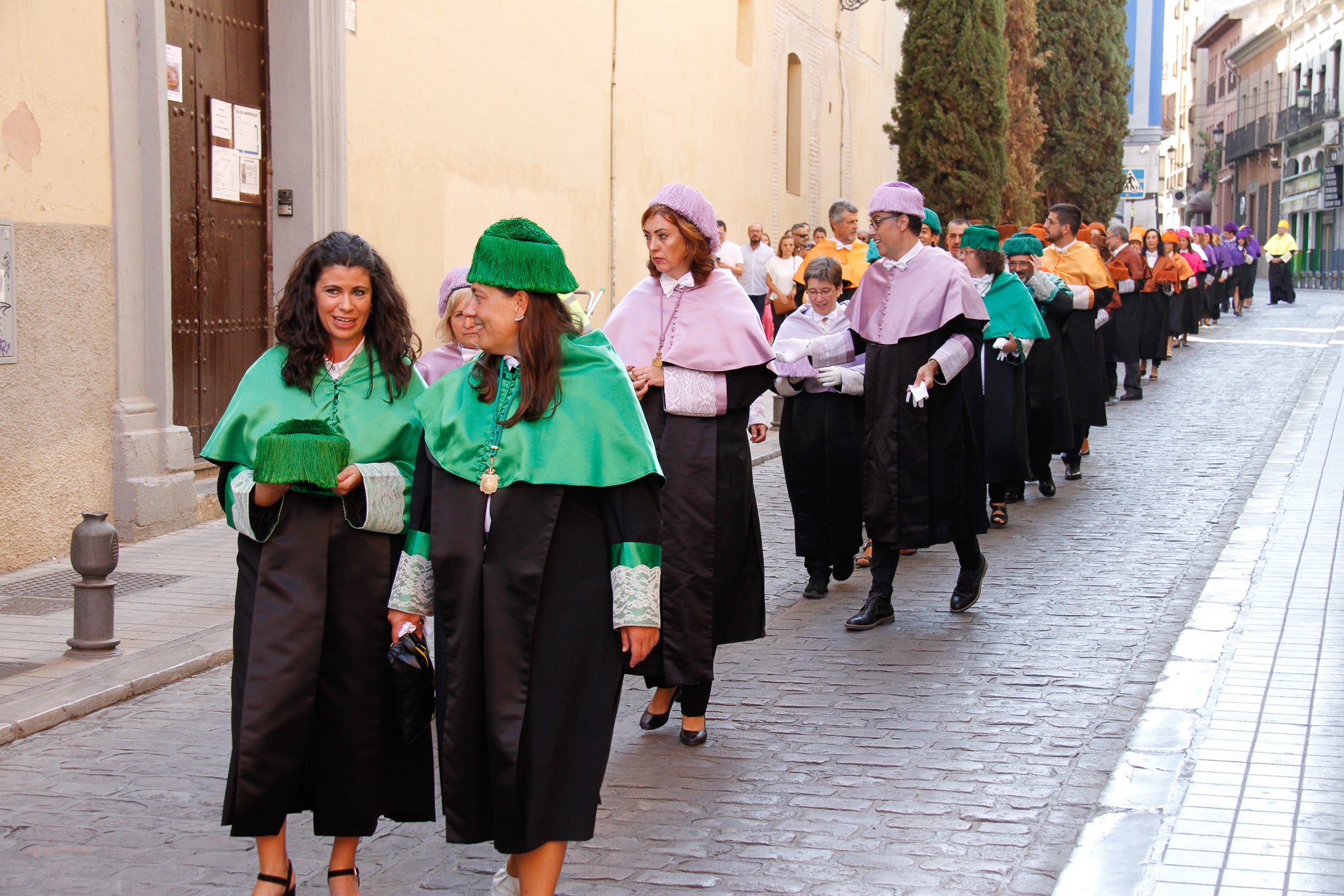 La rectora Pilar Aranda preside su última apertura de curso y recibe una emotiva ovación.