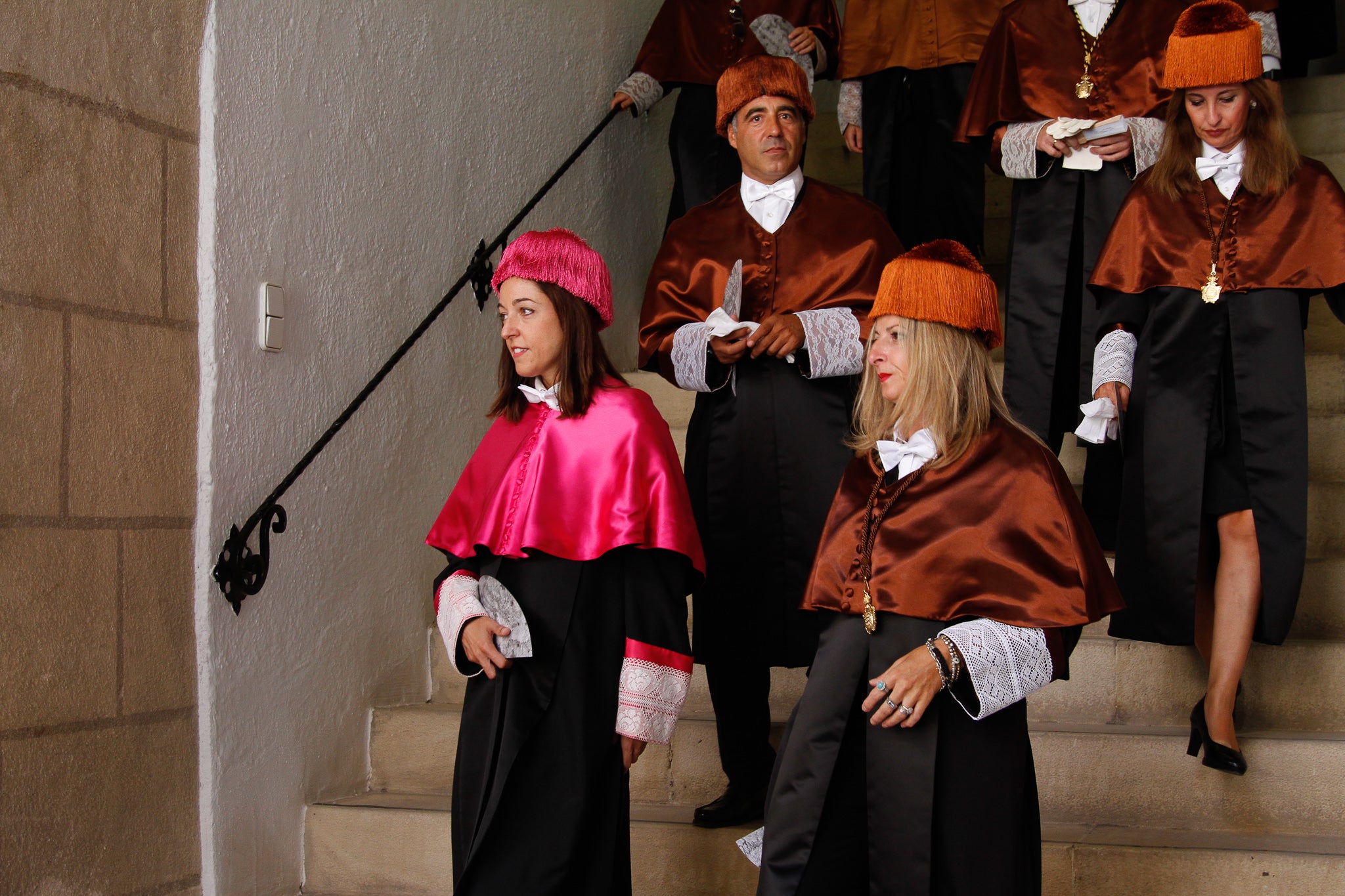 La rectora Pilar Aranda preside su última apertura de curso y recibe una emotiva ovación.