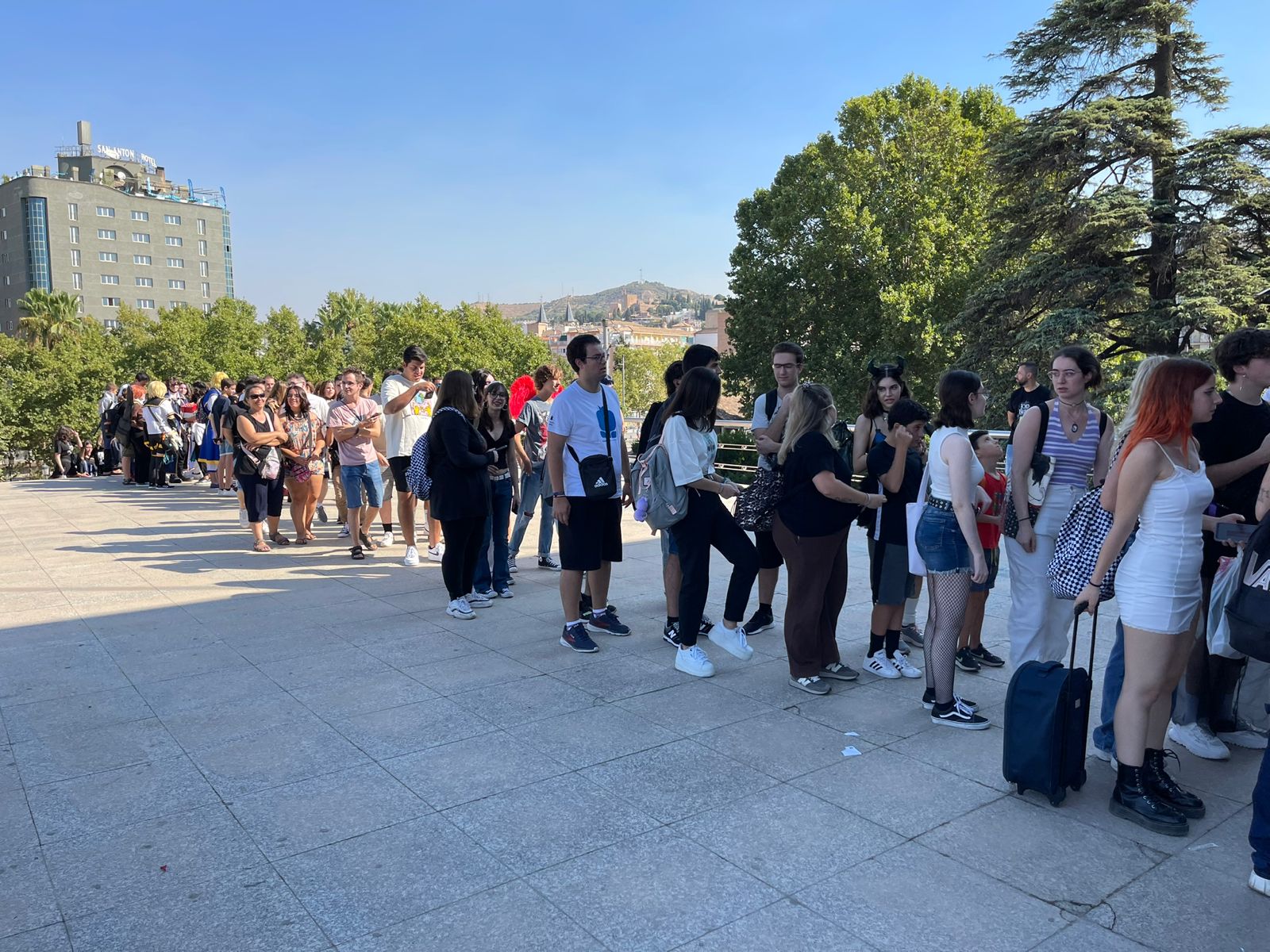 Imagen secundaria 1 - Más de 10.000 fans del manga y la cultura nipona visitan el Japan Weekend de Granada