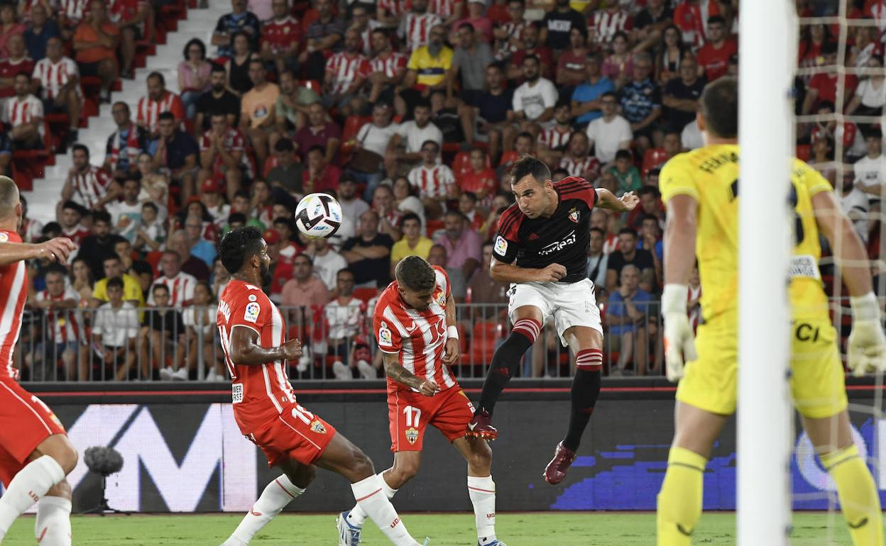 Osasuna aprovechó las entradas por su banda izquierda para hacer mucho peligro. 