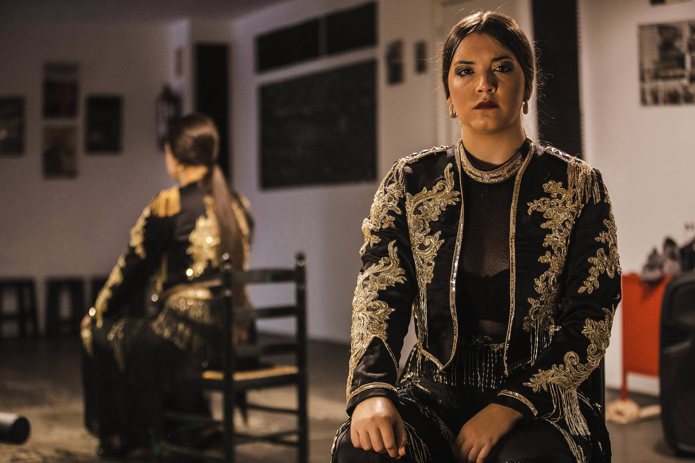 Imagen principal - La bailaora motrileña tiene en cartera múltiples proyectos a corto y medio plazo. 