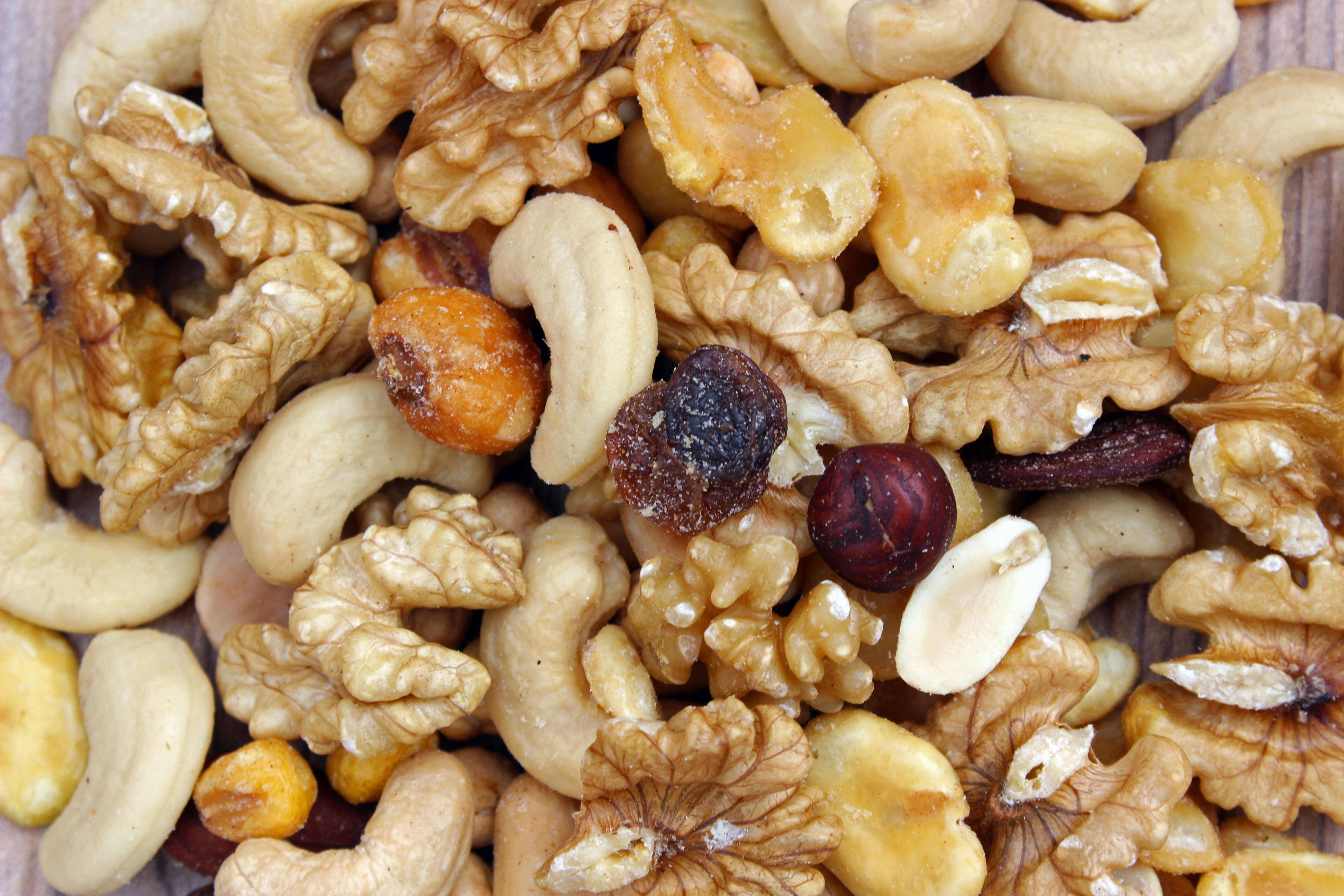 Retirados del mercado unos conocidos aperitivos por contener alérgenos, según Sanidad.