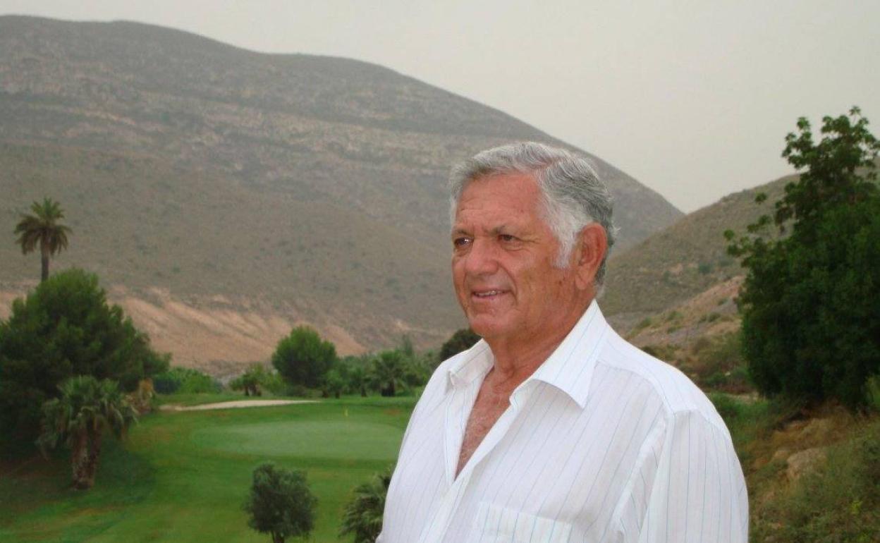 Francisco Mendoza, persona clave en el desarrollo del golf en Almería.