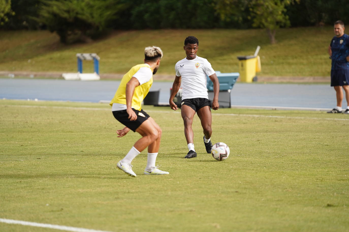 Momento de la sesión de entrenamiento de los rojiblancos.