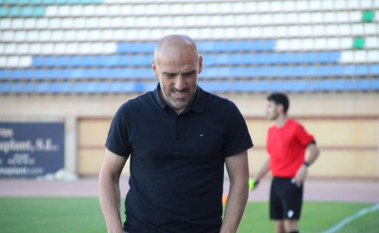 La derrota en Cartagonova ha llevado al equipo ejidense a ocupar plaza en la zona de descenso. 